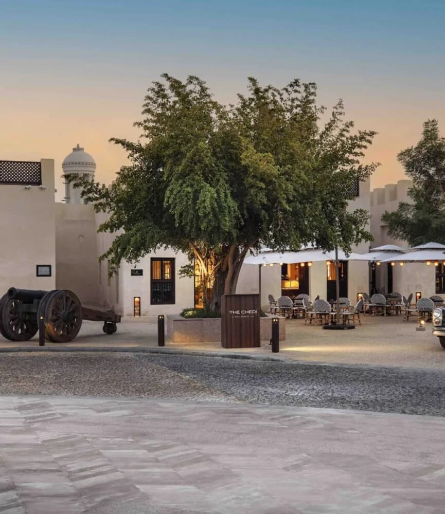 Concierge helping a client