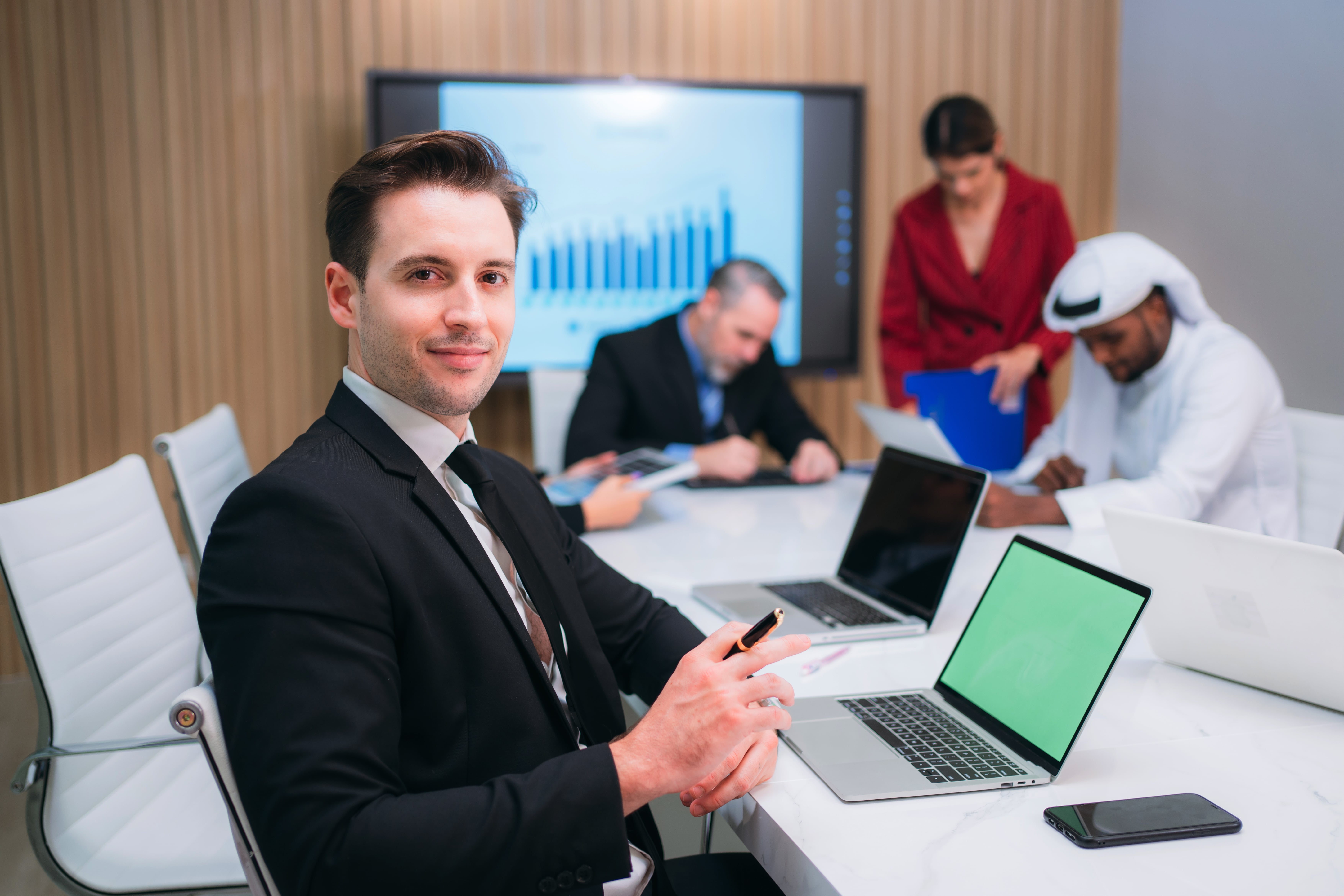 Virtual Office UAE: Benefits for Startups, Freelancers & Businesses (2025 Guide)