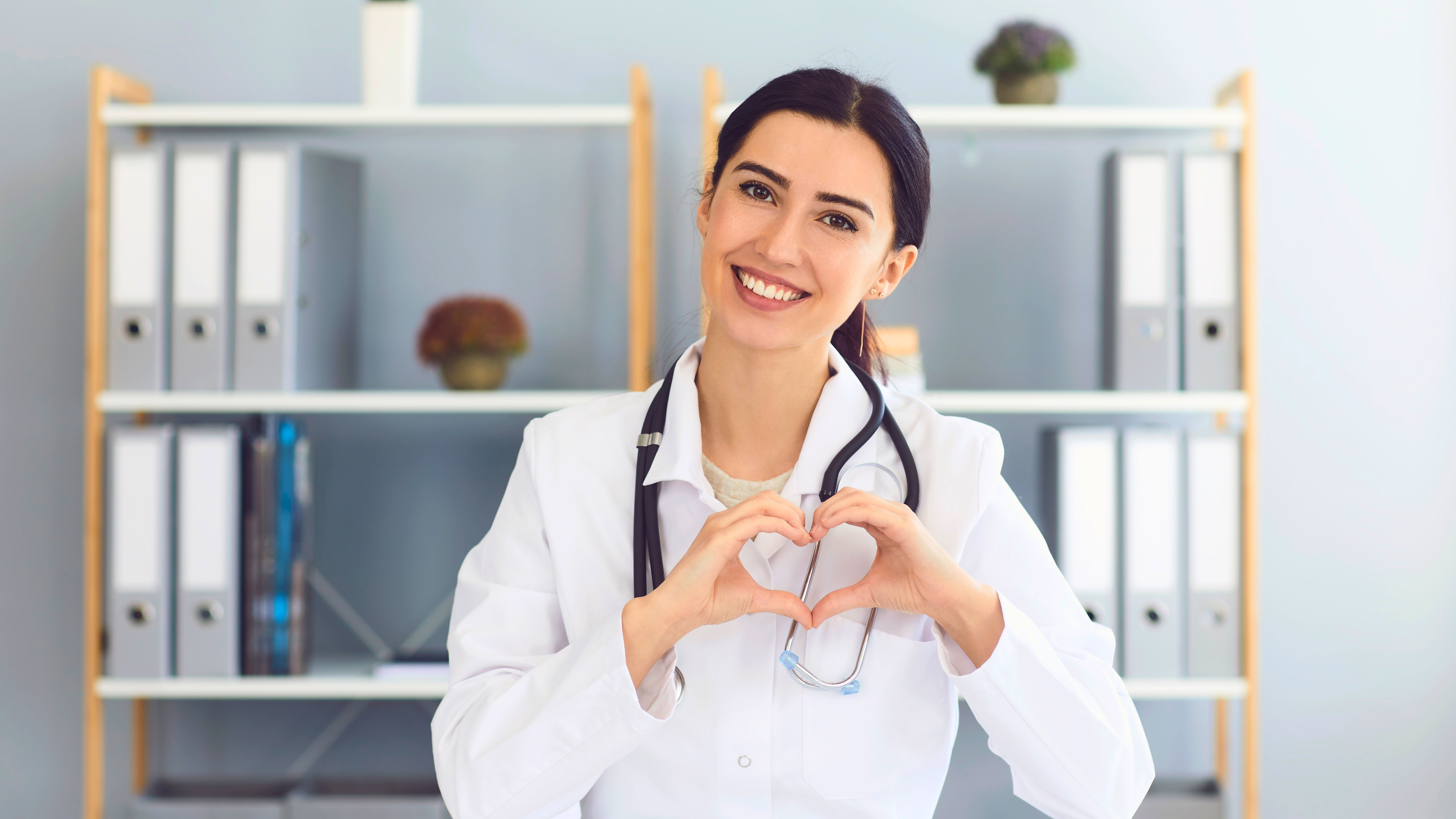 Health Insurance in Dubai: Complete Guide for Residents & Businesses (2025)