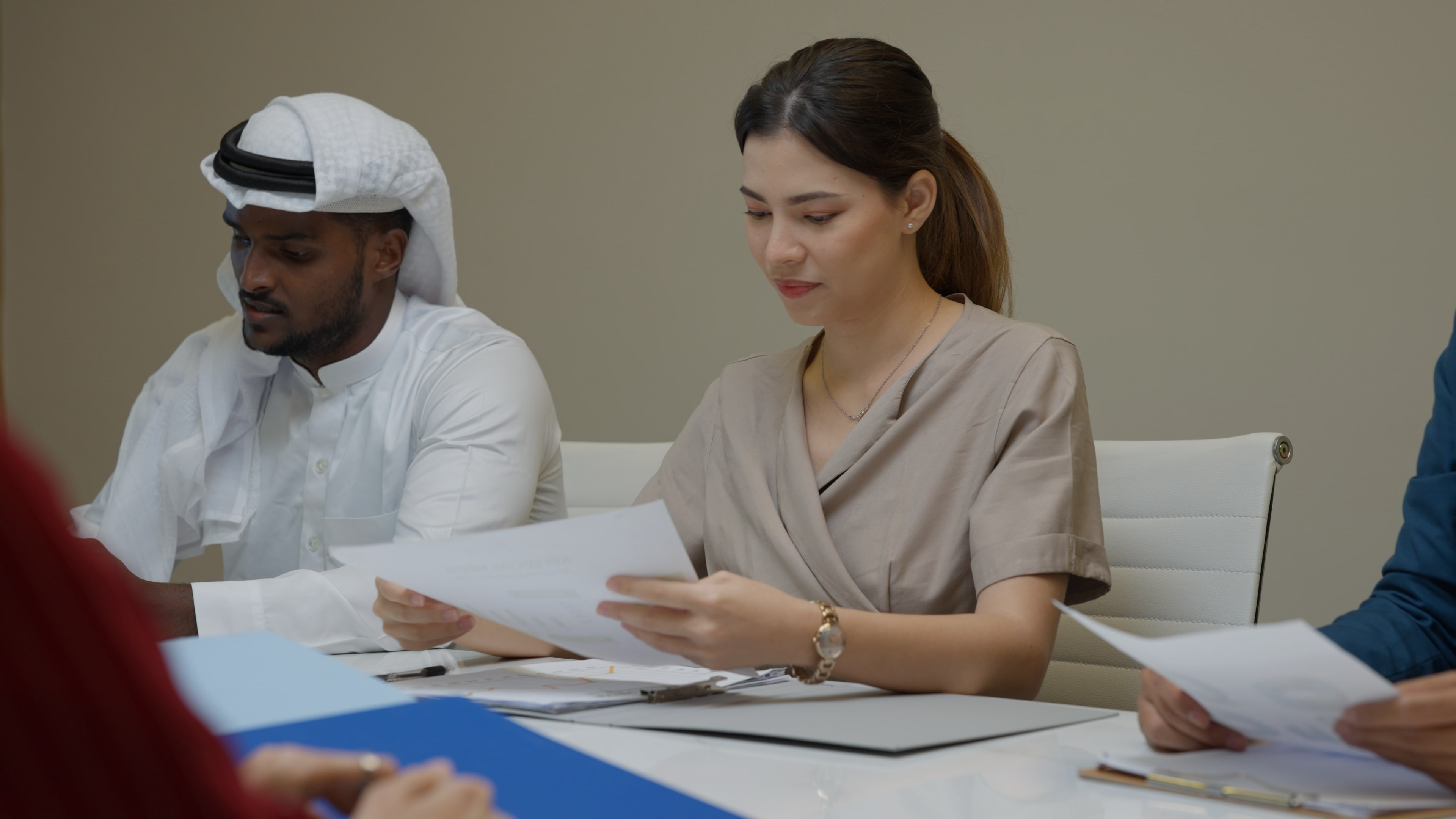 PRO Services in UAE: Visa, Licensing & Compliance Guide (2025)