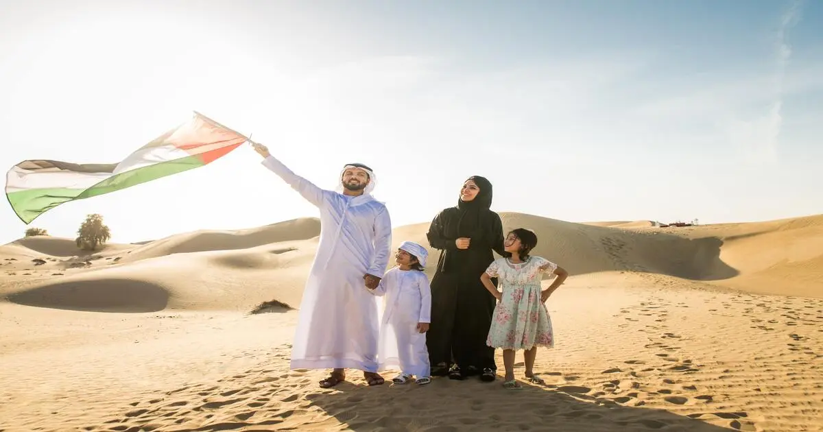 Traveler using next-gen AI smart gates at Dubai International Airport 2026