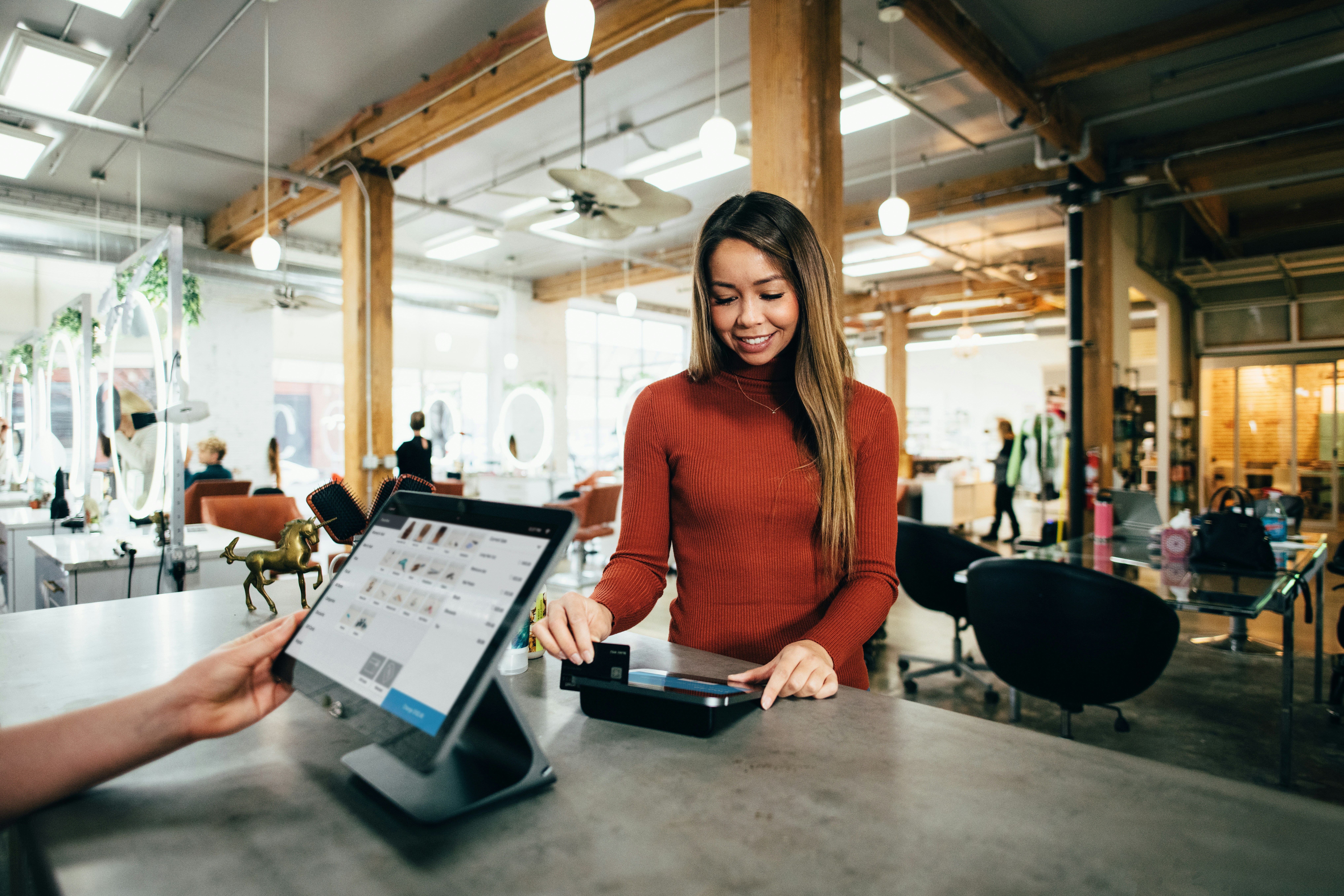 Business Loan on POS Machine in Dubai – Fast & Easy Financing for Your Business